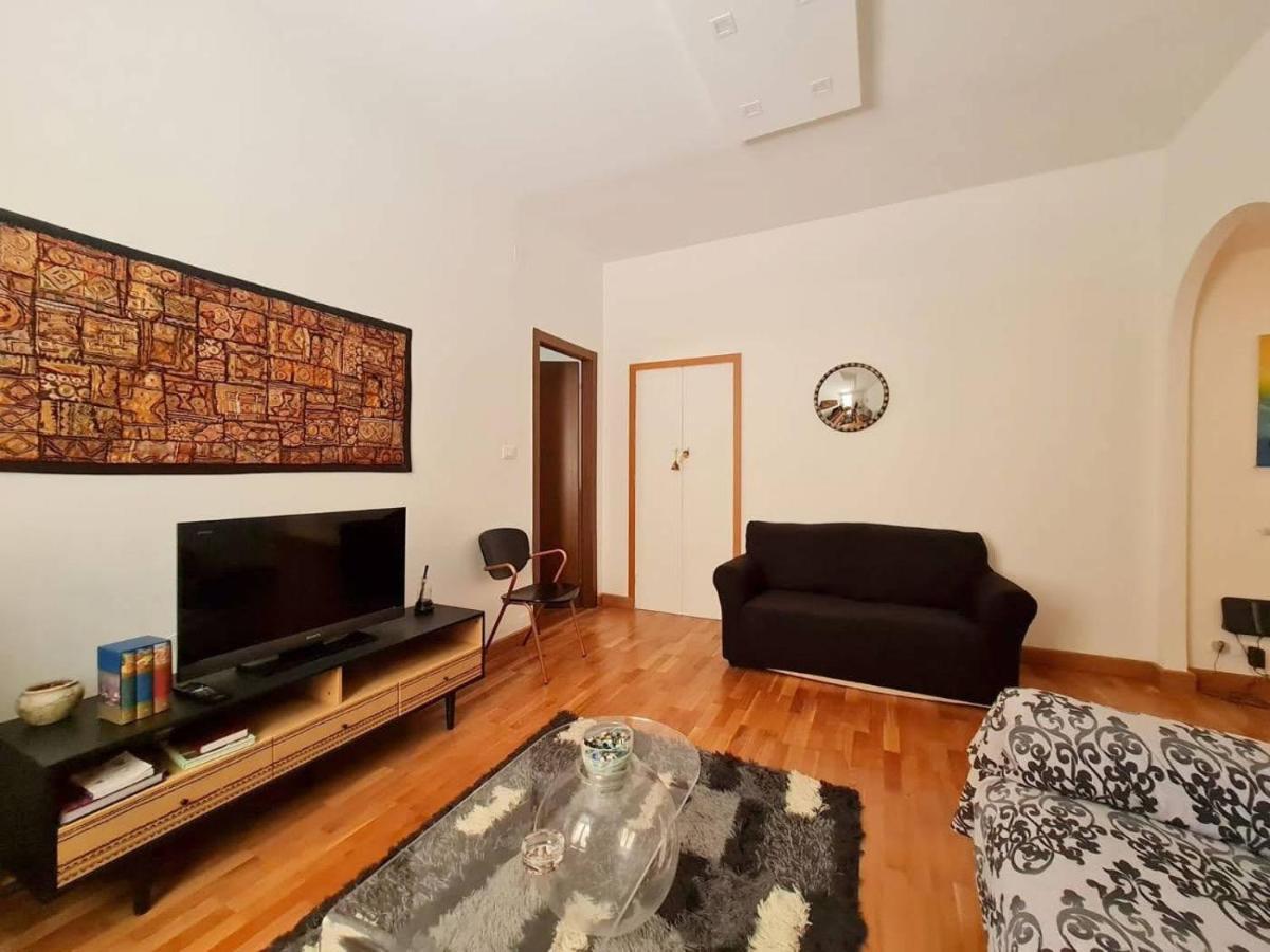 Apartamento Nel Cuore Dell'Appia Antica Roma Exterior foto